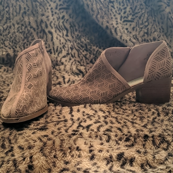 Pink boots - Picture 3 of 6